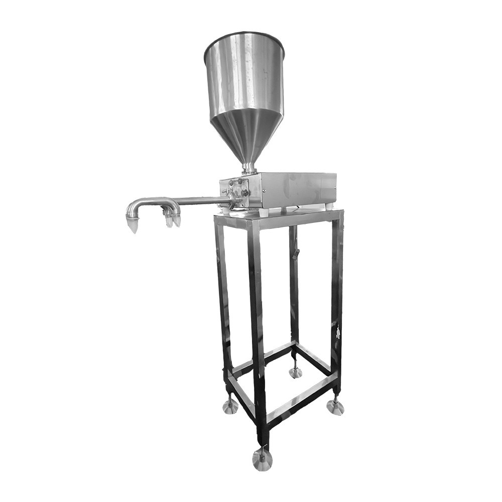 Liquid feeder